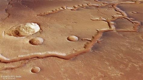 Vivid Images Reveal An Ancient, Dried-Up River System On Mars That Stretches 435 MILES Across ...