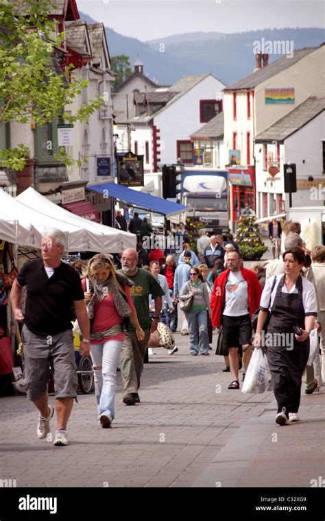 Keswick High Street in Cumbria Stock Photo - Alamy