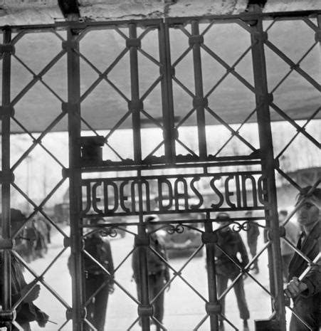 The liberation of Buchenwald - Photo 1 - Pictures - CBS News