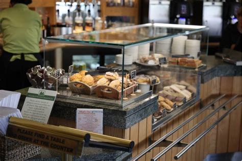 Glass Bakery Display Cases - Bespoke Glass Bakery Display Cases – Futureglass