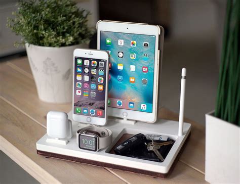 NytStnd Multi-Device Charging Station organizes all your devices ...