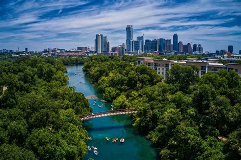 Spend an Unforgettable Day Like a Tourist in Austin