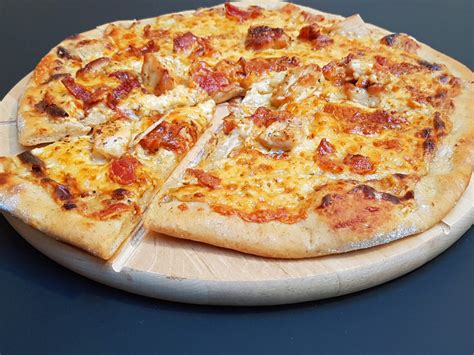Chicken Carbonara Pizza | Mutherfudger