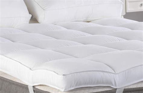 Amazon.com: Marine Moon Queen Mattress Topper, Plush Pillow Top Mattress Pad/Bed Topper, Hotel ...