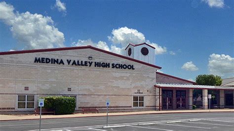 Medina Valley ISD includes Luckey Ranch Elementary for August 25 start date | WOAI