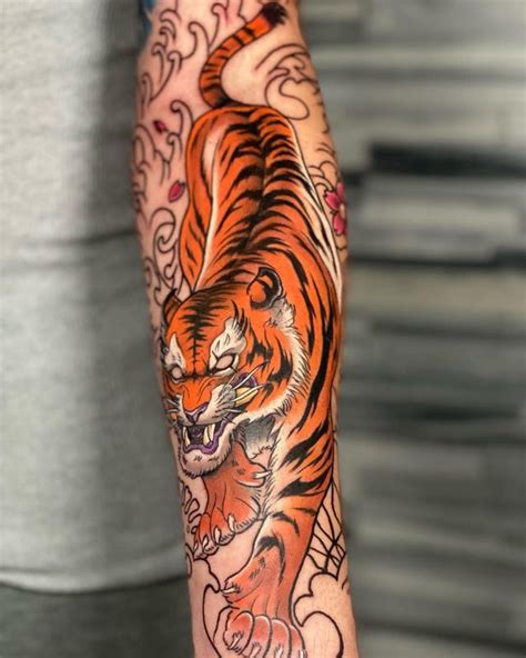 Update more than 74 tiger tattoo arm best - in.coedo.com.vn