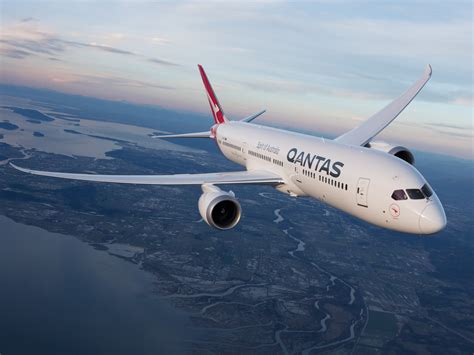 1:200 Qantas Boeing 787-9 Dreamliner Premium Model – Aviation Travel Shop