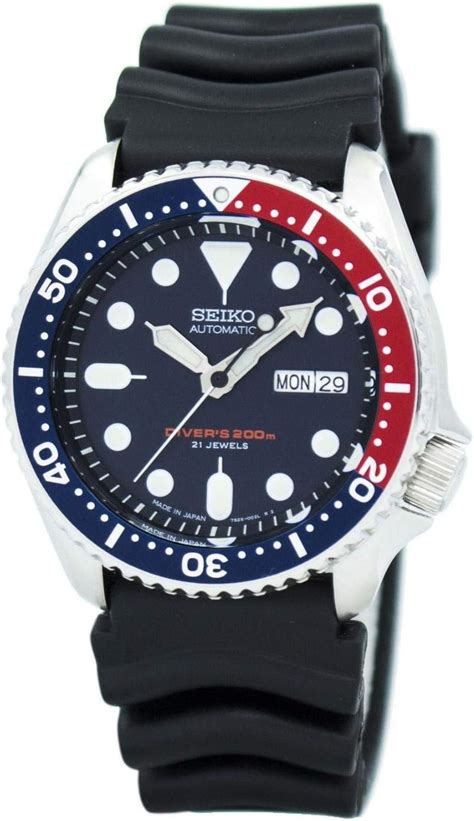 Amazon.com: Seiko Divers Automatic Blue Dial Men's Watch : Clothing ...