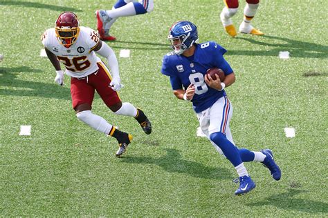 Giants Quarterback Daniel Jones' Rushing Stats Are More Impressive Than You'd Think