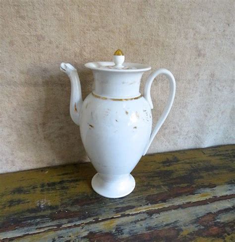 Antique French 'old Paris' Coffee Pot C. 1800s | Etsy | French antiques, Antiques, Vintage pottery