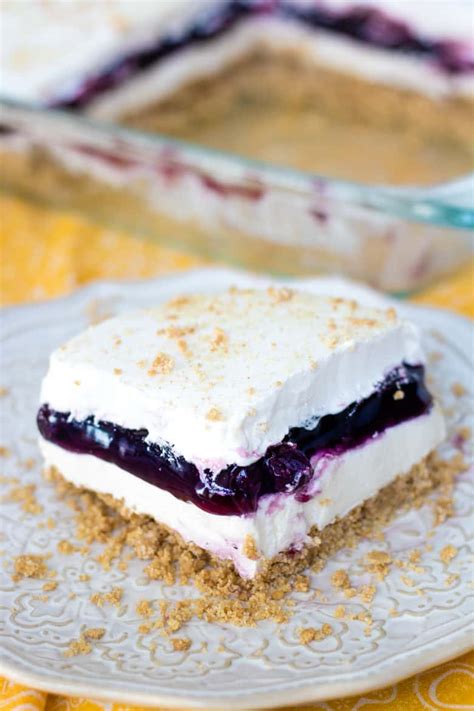 Blueberry Delight (aka Blueberry Yum Yum) - Easy No-Bake Dessert