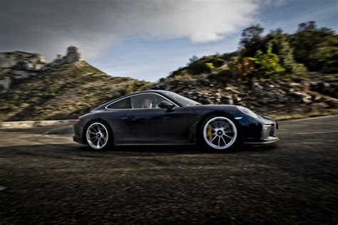 Porsche 911 GT3 Touring Review - GTspirit