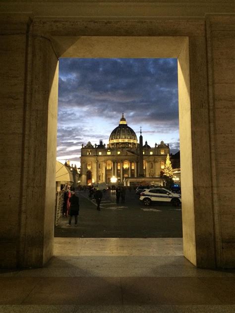 Photograph I took of the Saint Peter basilica today : r/Catholicism