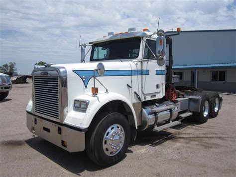 Freightliner Classic Day Cab Cars for sale