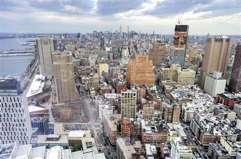 New York City Skyline 16672334 Stock Photo at Vecteezy