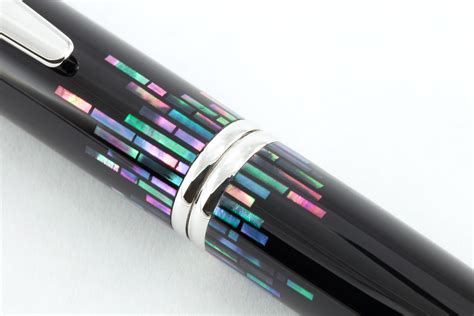 Pilot Vanishing Point Fountain Pen - Raden Stripe – The Goulet Pen Company