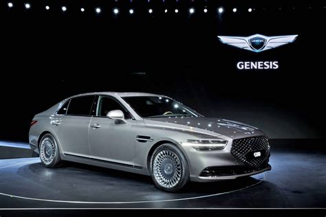 The 2020 Genesis G90 might hint at new Genesis styling