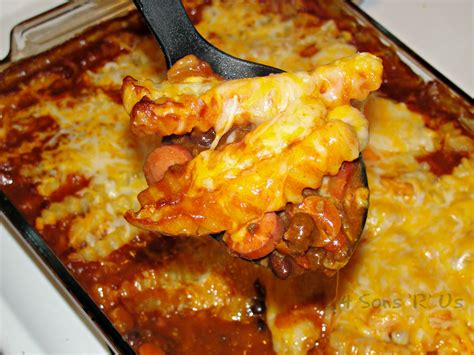 Chili Dog Casserole with Cheese Fries - 4 Sons 'R' Us