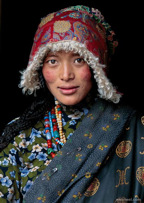 25 Stunning Portrait Photography examples of Famous American Photographer SteveMcCurry