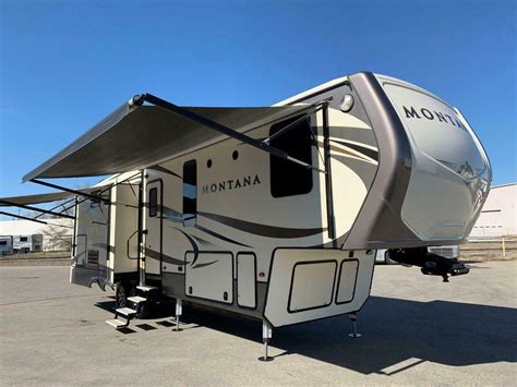 2017 KEYSTONE MONTANA 3160RL LUXURY RV FIFTH WHEEL TRAILER "3 SLIDES" - True RV True RV