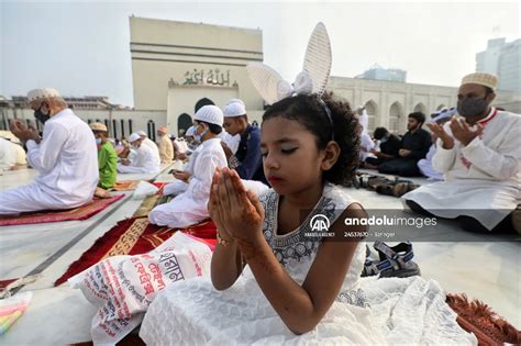 Eid-Ul-Fitr celebration In Bangladesh | Anadolu Images