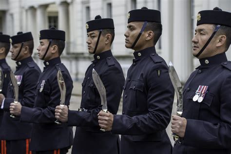 Gurkhas take up London guard duties | The British Army