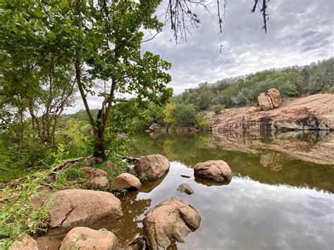 Devil’s Waterhole at Inks Lake State Park – Do512 Family