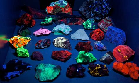 Colección de Minerales Fluorescentes - Página 3