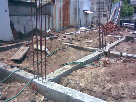 Protection Apartments: 10/08 After concreting of tie beams