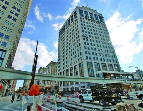 Aloft Detroit opens, brings apartments, hotel to David Whitney Building ...