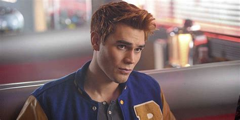 Riverdale’s KJ Apa Clarifies Past Comments Comparing The Show To Jail