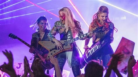 'Jem and the Holograms' Trailer Debuts; How the Film Seems to Differ From the Cartoon - ABC News