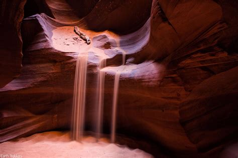 Should You Visit Upper or Lower Antelope Canyon? | Earth Trekkers