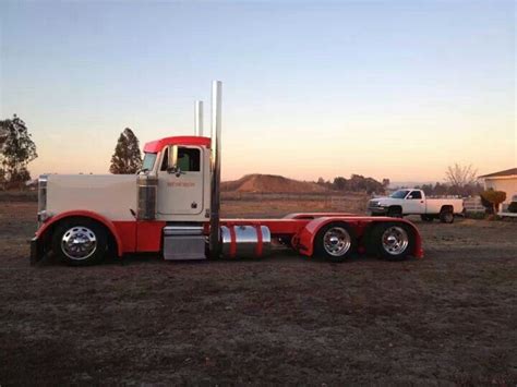 Day cab Peterbilt | Peterbilt, Big trucks, Trucks