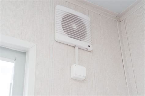 5 Best Humidity Sensing Bathroom Fans (2022 Reviews) - Sensible Digs