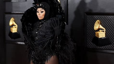 Blac Chyna Turns Heads With Bold, Feathery Outfit at 2023 GRAMMYs | Entertainment Tonight