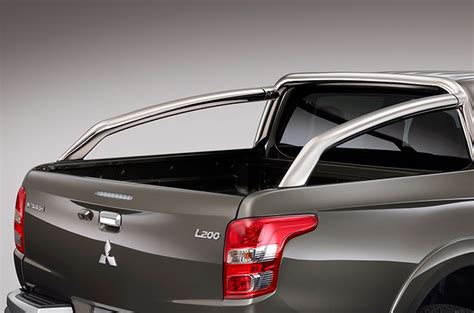 Mitsubishi Outlander Phev Accessories | Genuine Mitsubishi | Park's ...