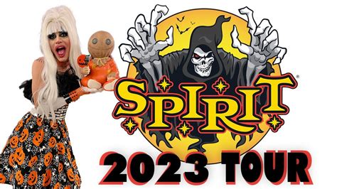 Spirit Halloween Store Tour 2023 - YouTube