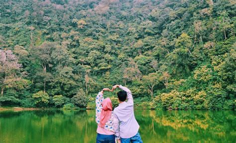 Telaga Warna Puncak Sebagai Wisata Alami Dengan Objek yang Unik - VILA.CO.ID