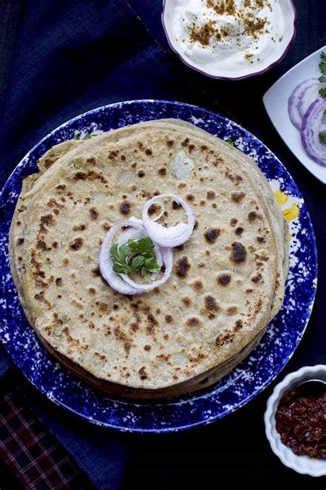 Aloo-Methi Paratha Recipe | HeyFood — Meal Planning App