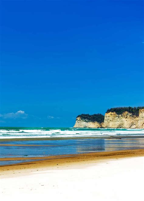 22 Ecuador Beaches & Beach Towns [Ultimate Guide] Photos, Videos | Storyteller Travel | Ecuador ...