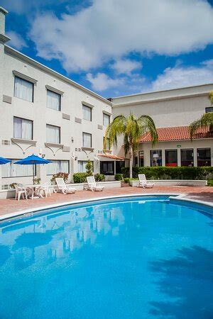 FIESTA INN MONCLOVA $54 ($̶8̶5̶) - Prices & Hotel Reviews - Mexico