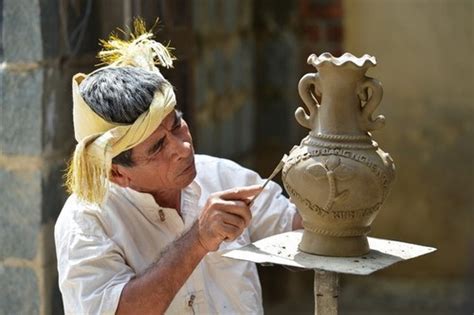 Pottery making art of Cham people inscribed on UNESCO's Urgent ...