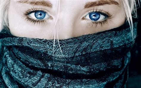 Hintergrundbilder : Gesicht, Frau, blaue Augen, Fotografie, blau, Spielzeug, Kopf, Farbe ...