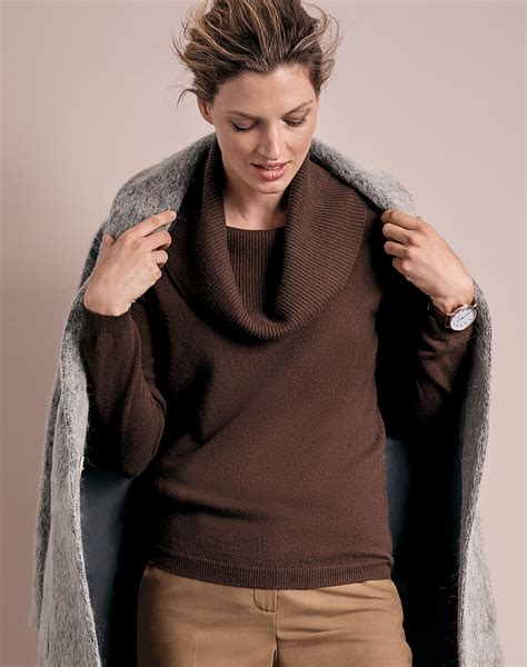 Chocolate | Cashmere Cowl Neck Sweater | Pure Collection