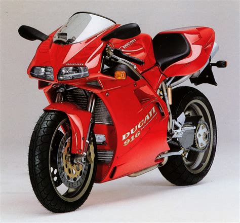 History of the Ducati 916 – Celebrating 25 Years of the Icon - BikesRepublic