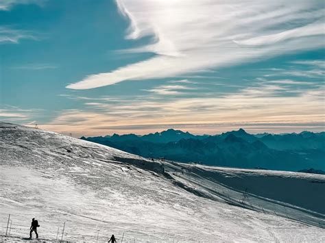 Snowboarding in Zermatt on the Matterhorn Glacier Paradise | ever true life