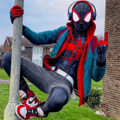 Miles Morales Costume | DIY Cosplay [Authentic Spiderverse Suit] in 2023 | Miles morales costume ...