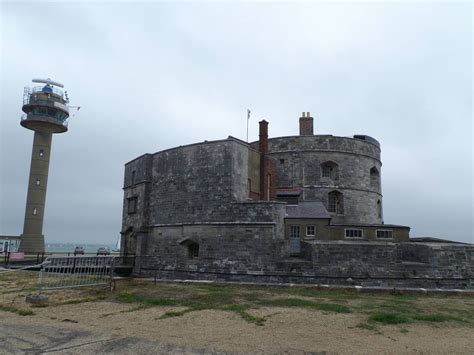 Calshot Castle 2013 - Mongarel's Website