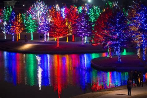 The Best Christmas Lights Displays Across America That You Need To See | Best christmas light ...